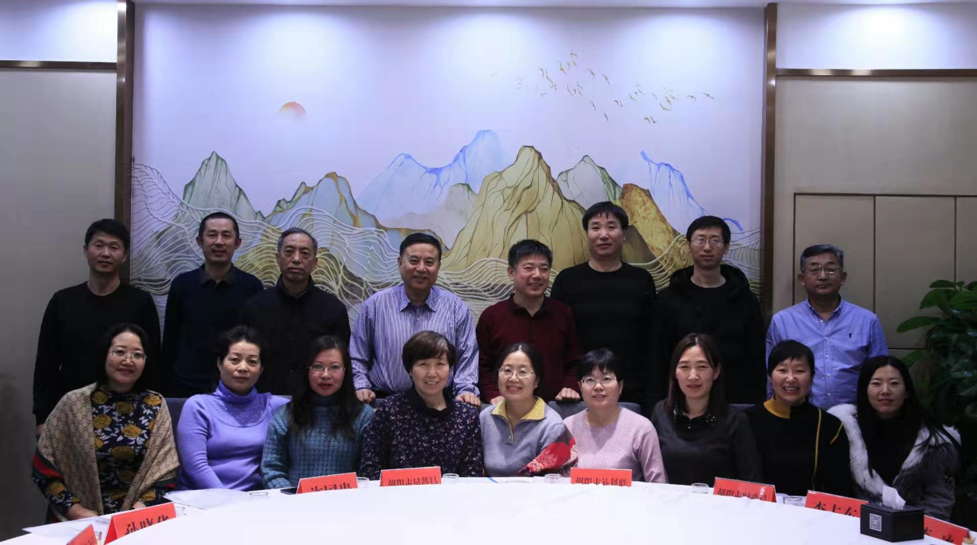 1578275120274134.jpg 座談會(huì)圖片.jpg